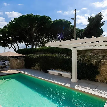 Modern Fontana In * San Remo
